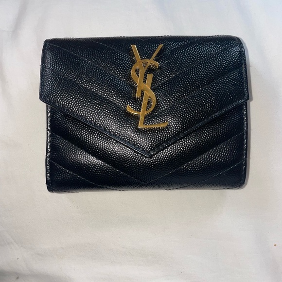 YSL SAINT LAURENT CASSANDRE MATELASSÉ COMPACT TRI FOLD WALLET QUILTED LAMBSKIN - Picture 8 of 16